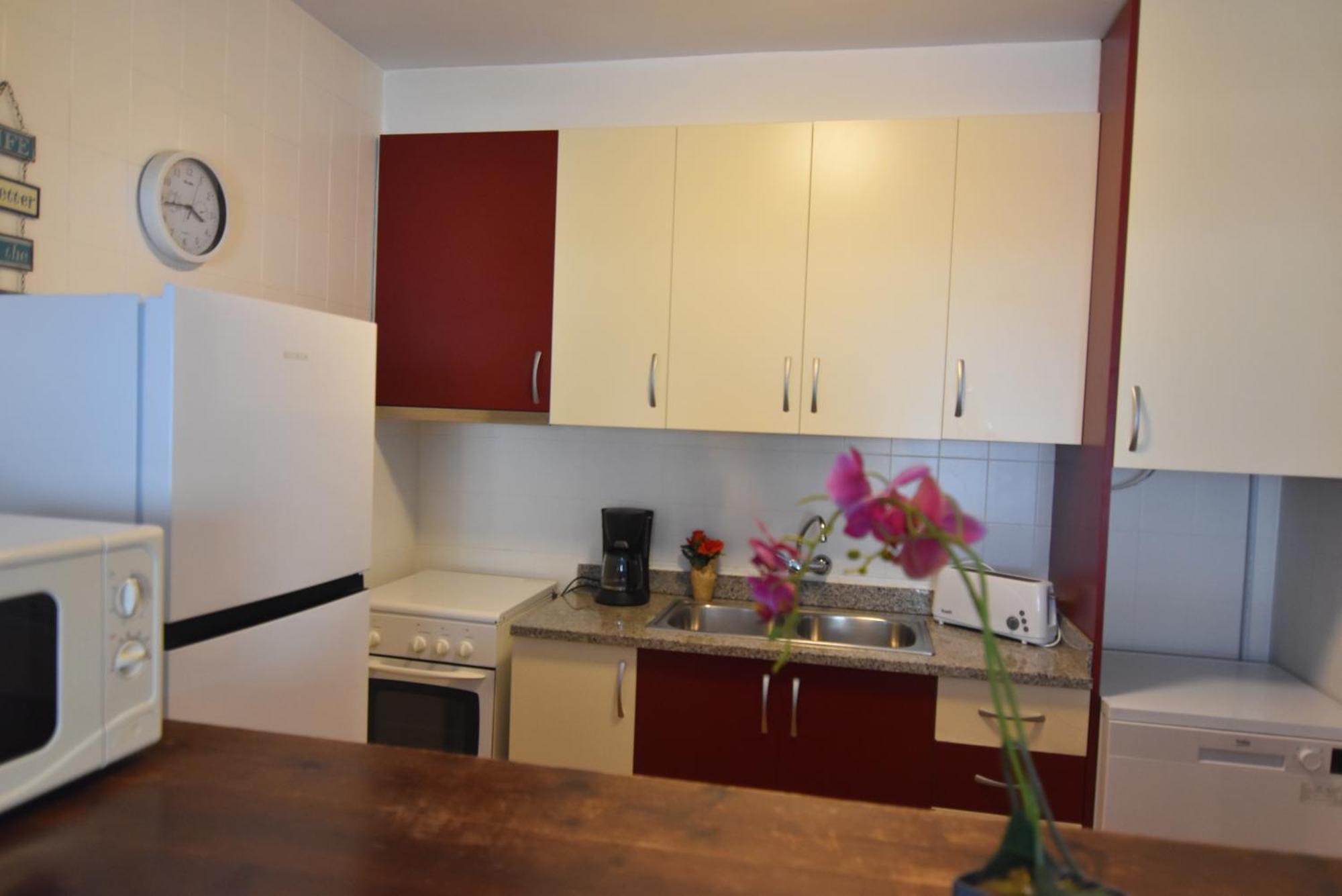 Rnet - Mt Apartaments Roses Buitenkant foto